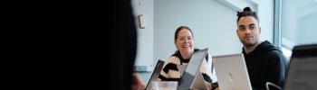 Dekorativt bilde av ansatte i SSB